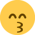 całująca twarz o roześmianych oczach — emotka w stylu X (Twitter), Twemoji